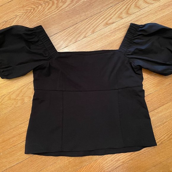 NWOT Designer 5 a 7 Cinq a Sept Black Top Women's Size M - Picture 1 of 4
